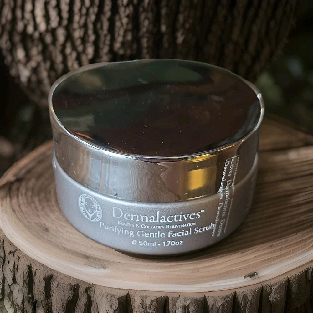 Dermalactives purifying gentle facial scrub 1.7 Oz New Sealed